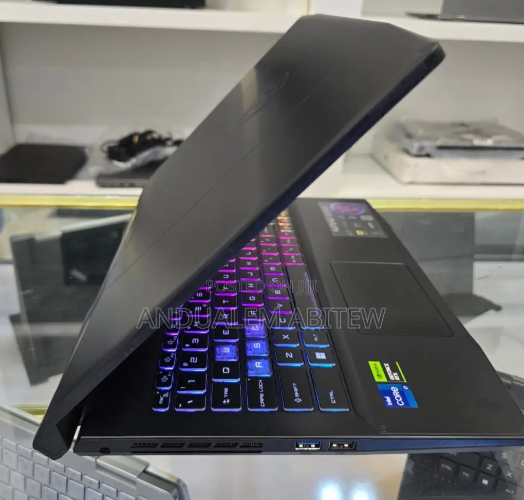 New Laptop MSI Katana 15 16GB Intel Core I7 SSD 1T