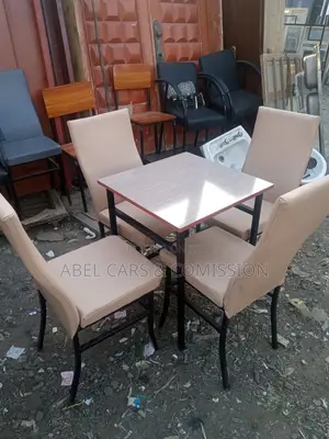 Photo - አዳዲስ ደረጃቸውን የጠበቁ ወንበሮች