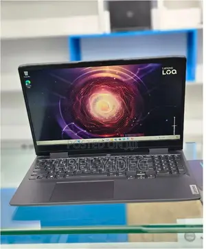 New Laptop Lenovo LOQ 15IRH8 16GB AMD Ryzen 7 SSD 512GB