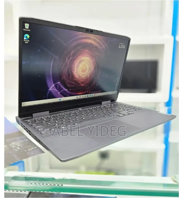 New Laptop Lenovo LOQ 15IRH8 16GB AMD Ryzen 7 SSD 512GB