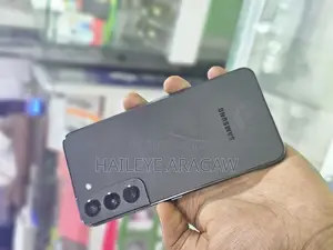 New Samsung Galaxy S22 5G 256 GB Black