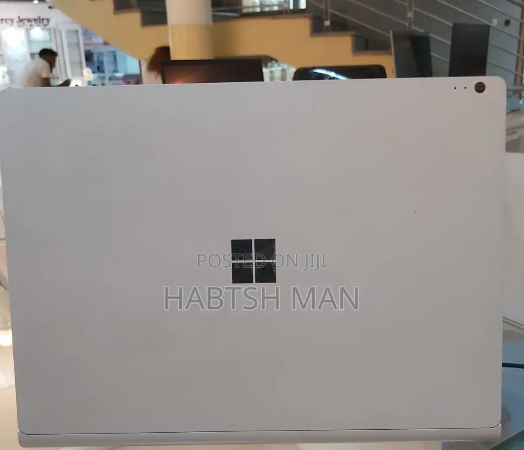 New Laptop Microsoft Surface Book 8GB Intel Core I5 SSD 256GB