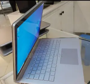 New Laptop Microsoft Surface Book 8GB Intel Core I5 SSD 256GB