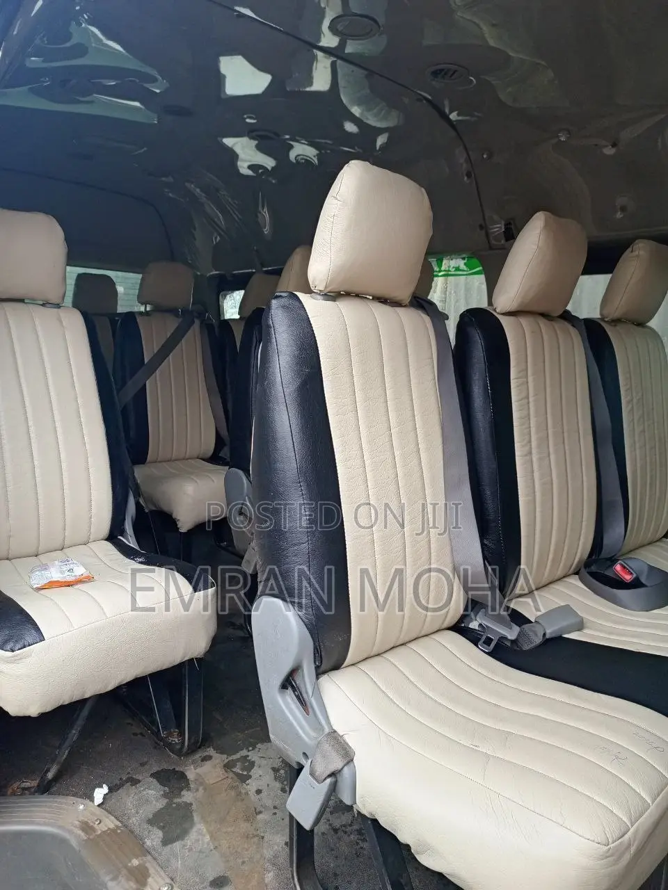 Toyota HiAce 2016 Silver