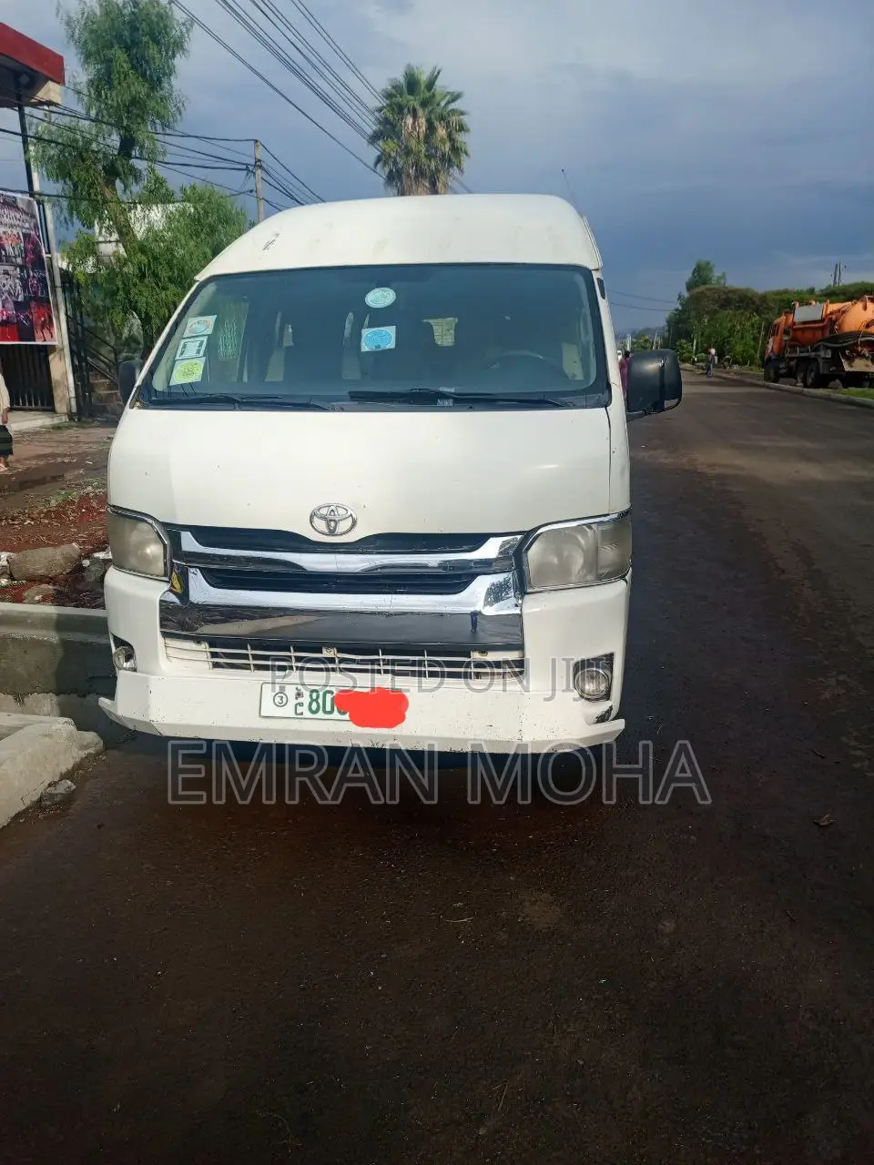 Toyota HiAce 2016 Silver