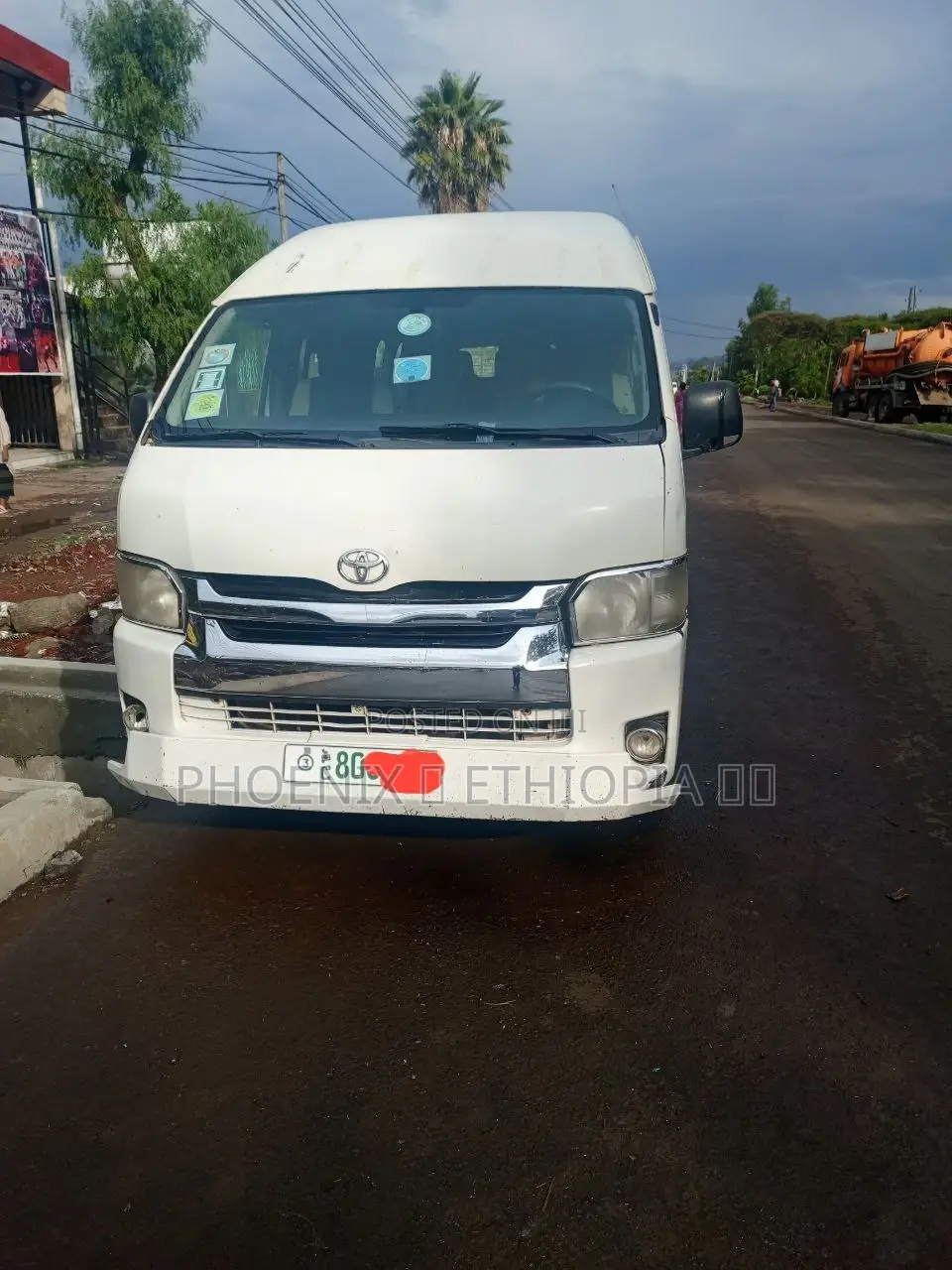 Toyota Grand HiAce 2002 Silver