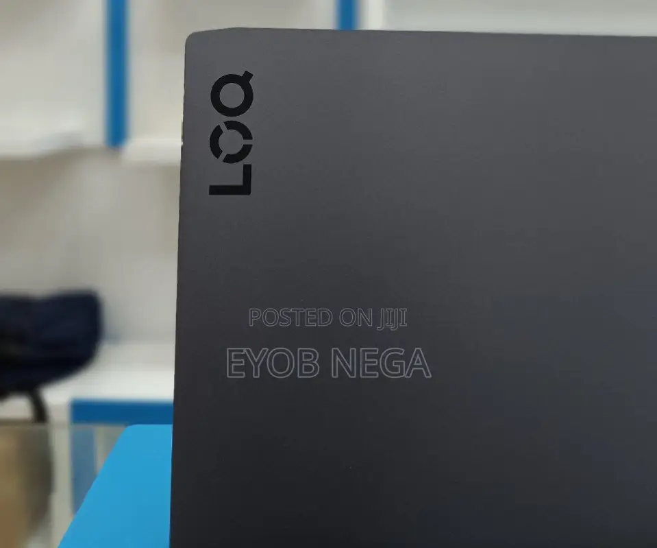 New Laptop Lenovo LOQ 15IRH8 8GB AMD Ryzen 7 SSD 512GB