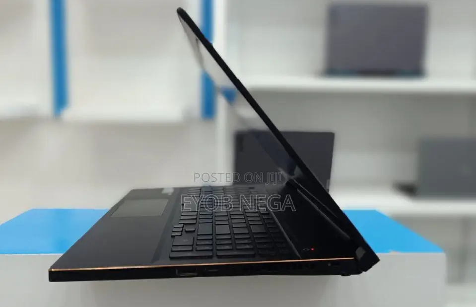 New Laptop Asus ROG Zephyrus (GX501) 16GB Intel Core I7 HDD+SSD 1.5T