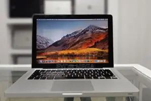 Laptop Apple MacBook Pro 2010 12GB Intel Core I5 SSD 512GB