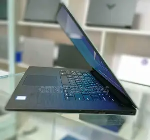 New Laptop Dell Precision 15 3551 16GB Intel Core I9 SSD 512GB