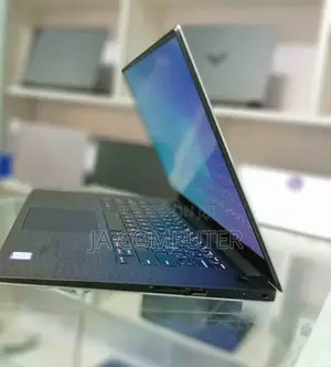 New Laptop Dell Precision 15 7520 16GB Intel Core I9 SSD 512GB