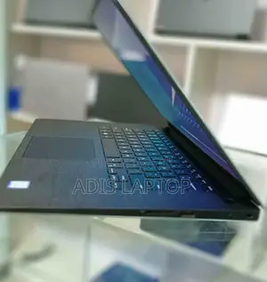 Photo - New Laptop Dell Precision 15 3520 16GB Intel Core I9 SSD 512GB