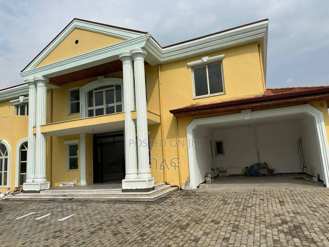 5bdrm House in Ccd የሚሸጥ ቅንጡ ቤት 1000, Bole for sale