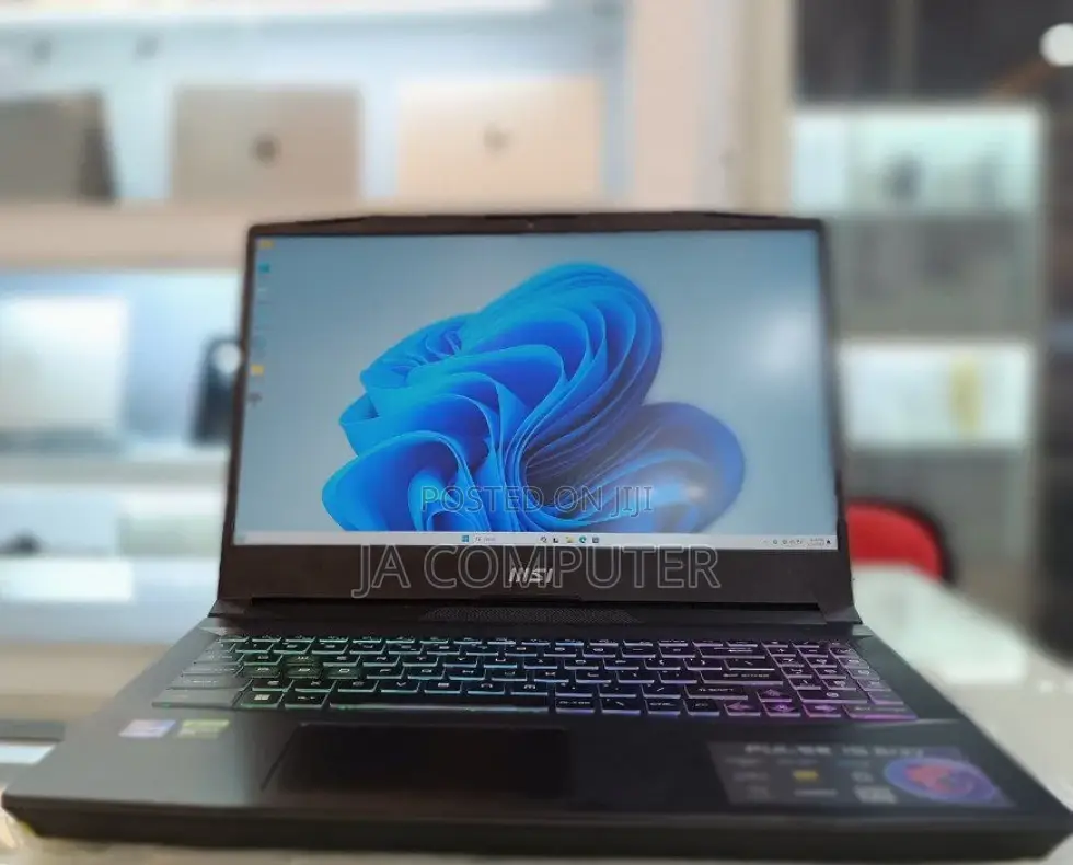 New Laptop MSI Pulse GL76 16GB Intel Core I7 SSD 1T