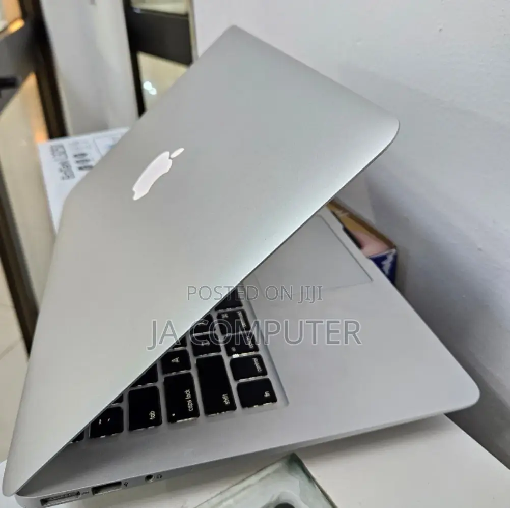 Laptop Apple MacBook Air 2013 4GB Intel Core I5 SSD 256GB