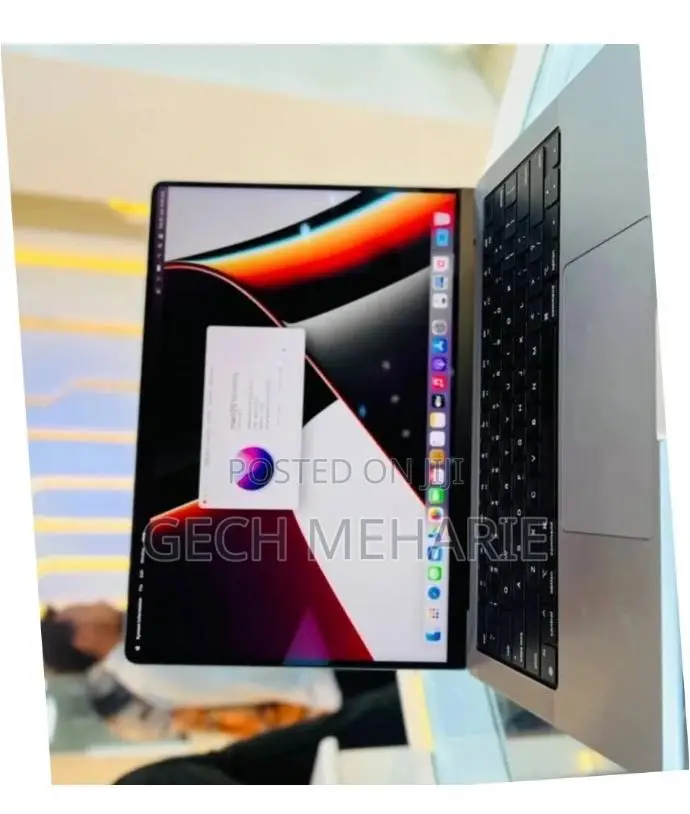 New Laptop Apple MacBook Pro 2021 M1 16GB Apple M1 Pro SSD 512GB