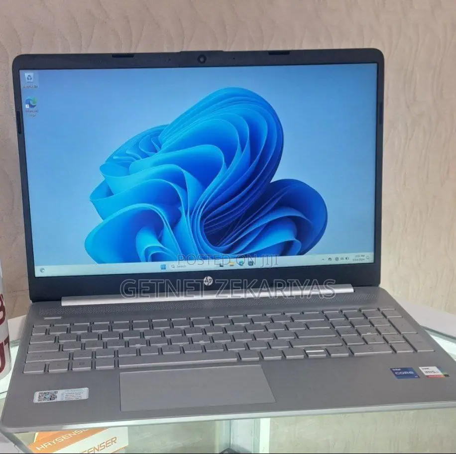 New Laptop HP Stream Notebook 16GB Intel Core I7 SSD 512GB