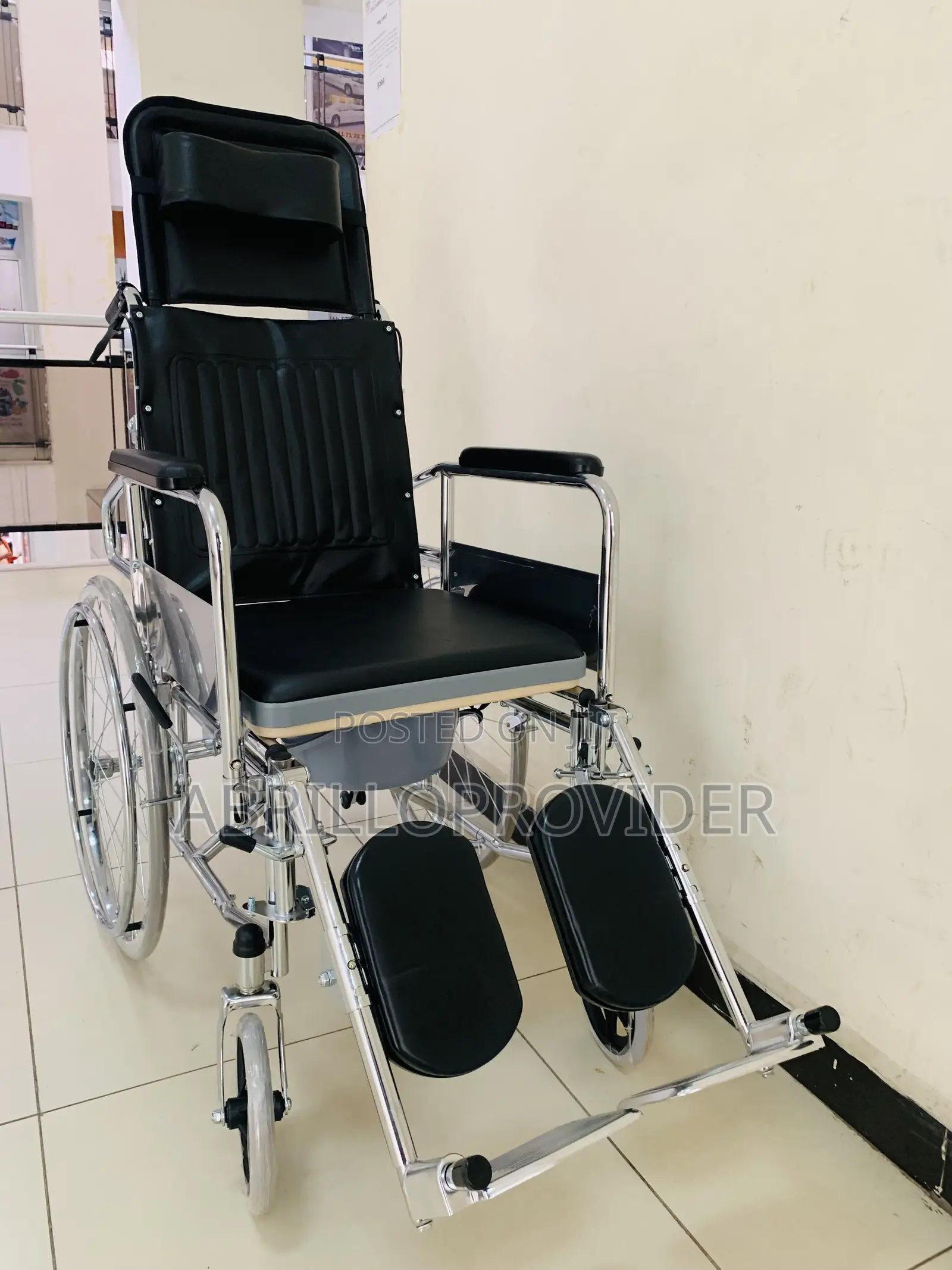 Wheelchair{W}Wheelchair<W>Wheelchair#W#Wheelchair=Wheelchair