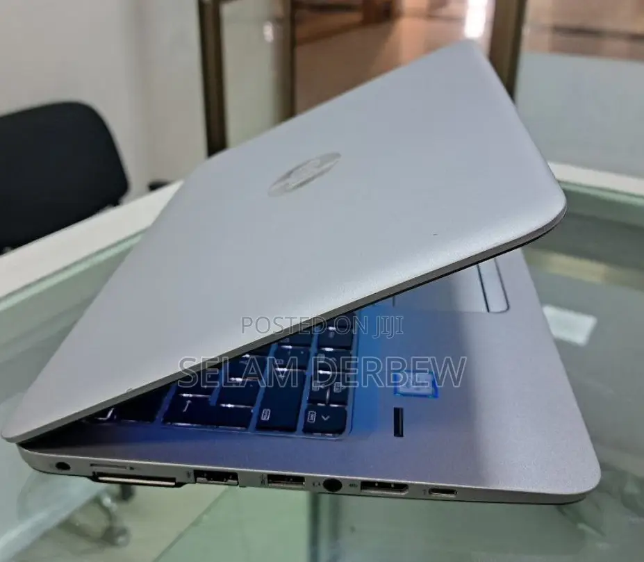 New Laptop HP EliteBook 820 G4 8GB Intel Core I5 HDD 1T