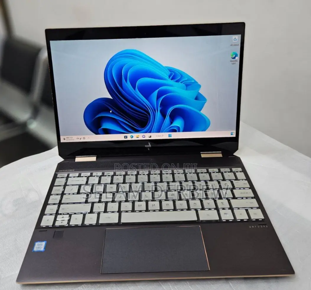 New Laptop HP Spectre X360 8GB Intel Core I7 SSD 512GB