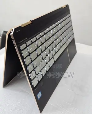 New Laptop HP Spectre X360 8GB Intel Core I7 SSD 512GB