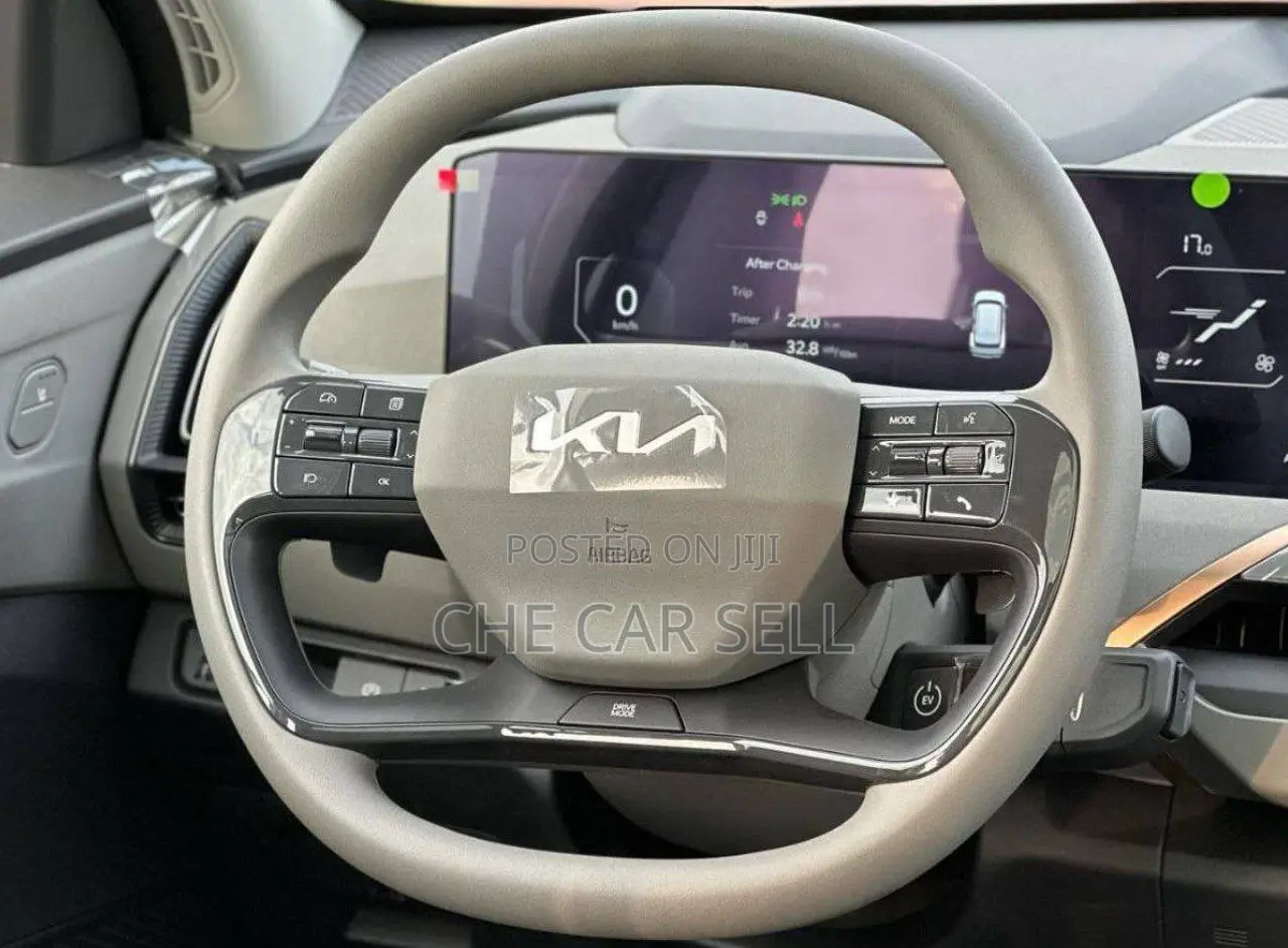 New Kia K5 2024 White