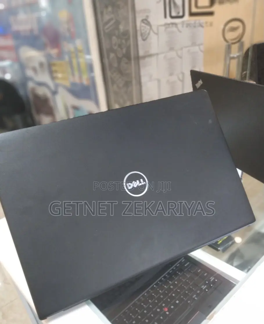 New Laptop Dell Vostro 15 3000 8GB Intel Core I5 SSD 1T