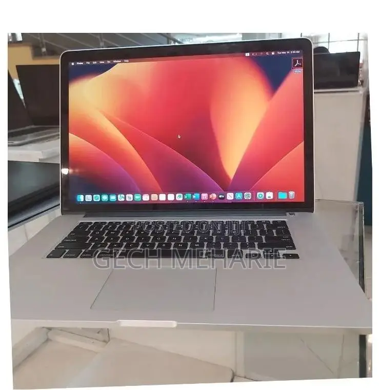 New Laptop Apple MacBook Pro 2021 M1 16GB Apple M1 Pro SSD 512GB