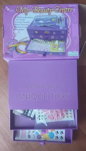 Girls Make Up Beauty Centre: +196 PCS Set