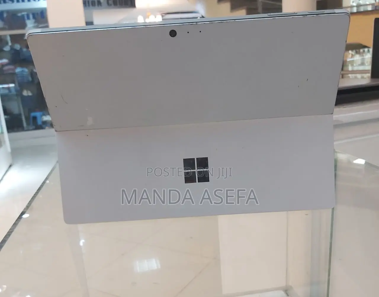 New Laptop Microsoft Surface 4GB Intel Core I5 SSD 128GB