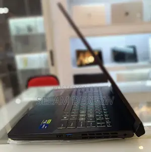 New Laptop MSI Pulse GL76 16GB Intel Core I7 SSD 1T