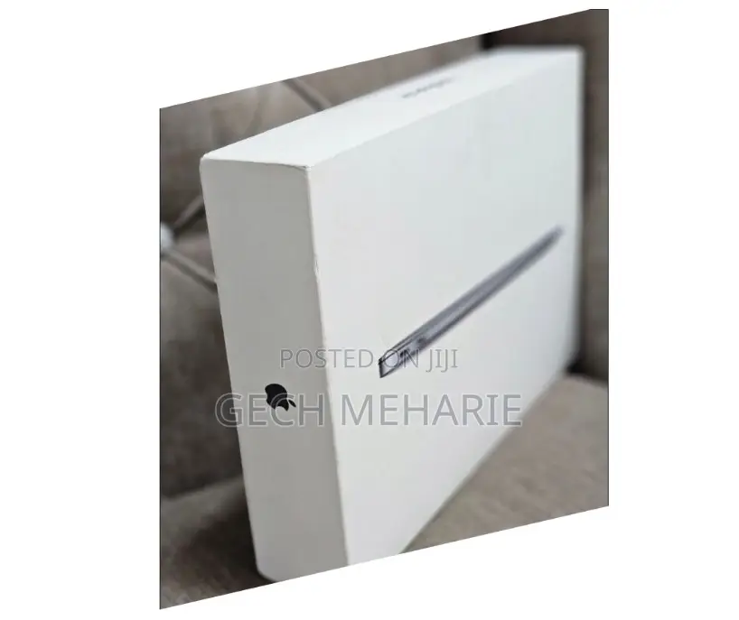 New Laptop Apple MacBook Pro M1 8GB Apple M1 SSD 256GB