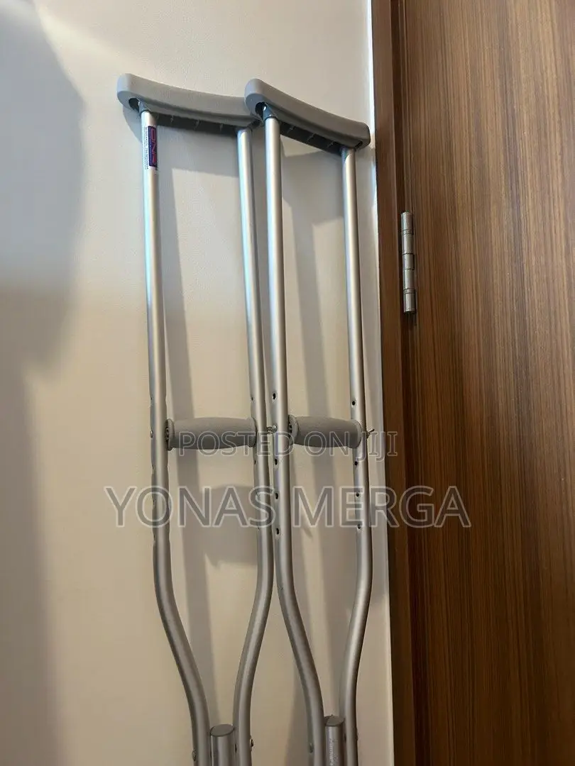 Height-Adjustable Crutches €ክራንች/Cranch/Crunch_crutchesክራንች