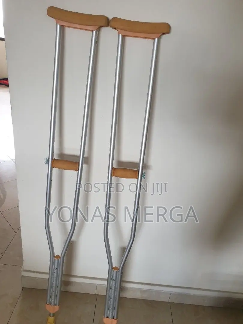 New Crutches ○Pair Crutches ●2 Pice Crutches ክራንች /Crunch