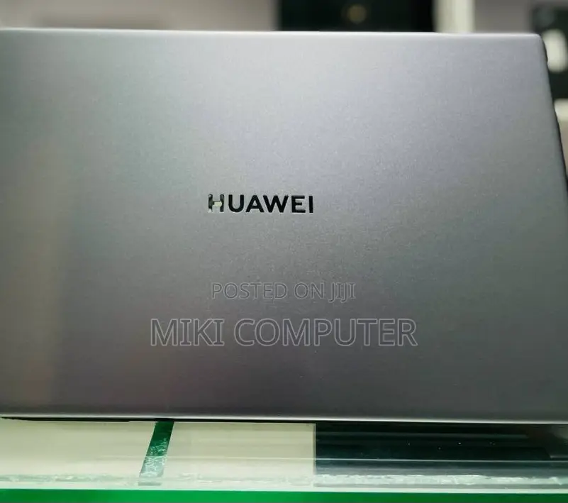 New Laptop Huawei Matebook D 15 8GB Intel Core I5 SSD 512GB