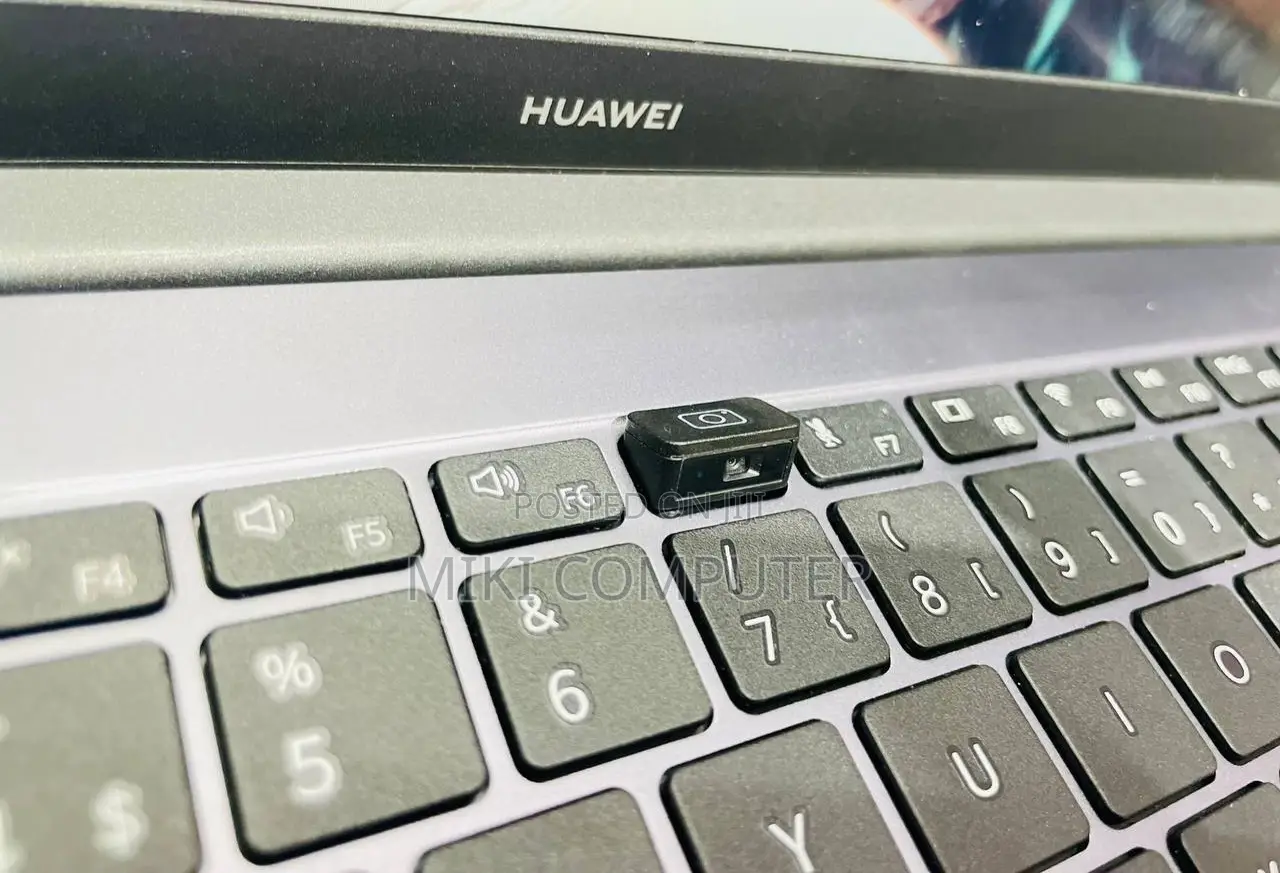 New Laptop Huawei Matebook D 15 8GB Intel Core I5 SSD 512GB