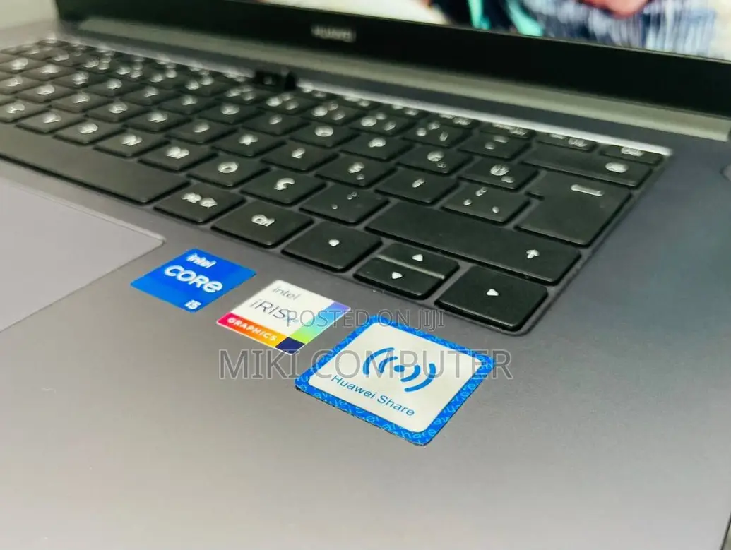 New Laptop Huawei Matebook D 15 8GB Intel Core I5 SSD 512GB