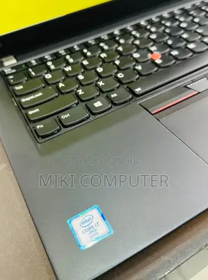 Photo - New Laptop Lenovo ThinkPad Yoga 8GB Intel Core I7 SSD 256GB