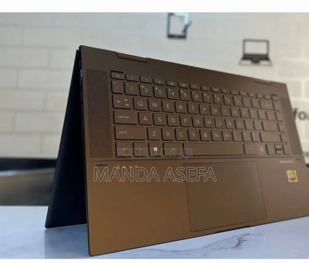 New Laptop HP Envy X360 16GB AMD Ryzen 7 SSD 512GB