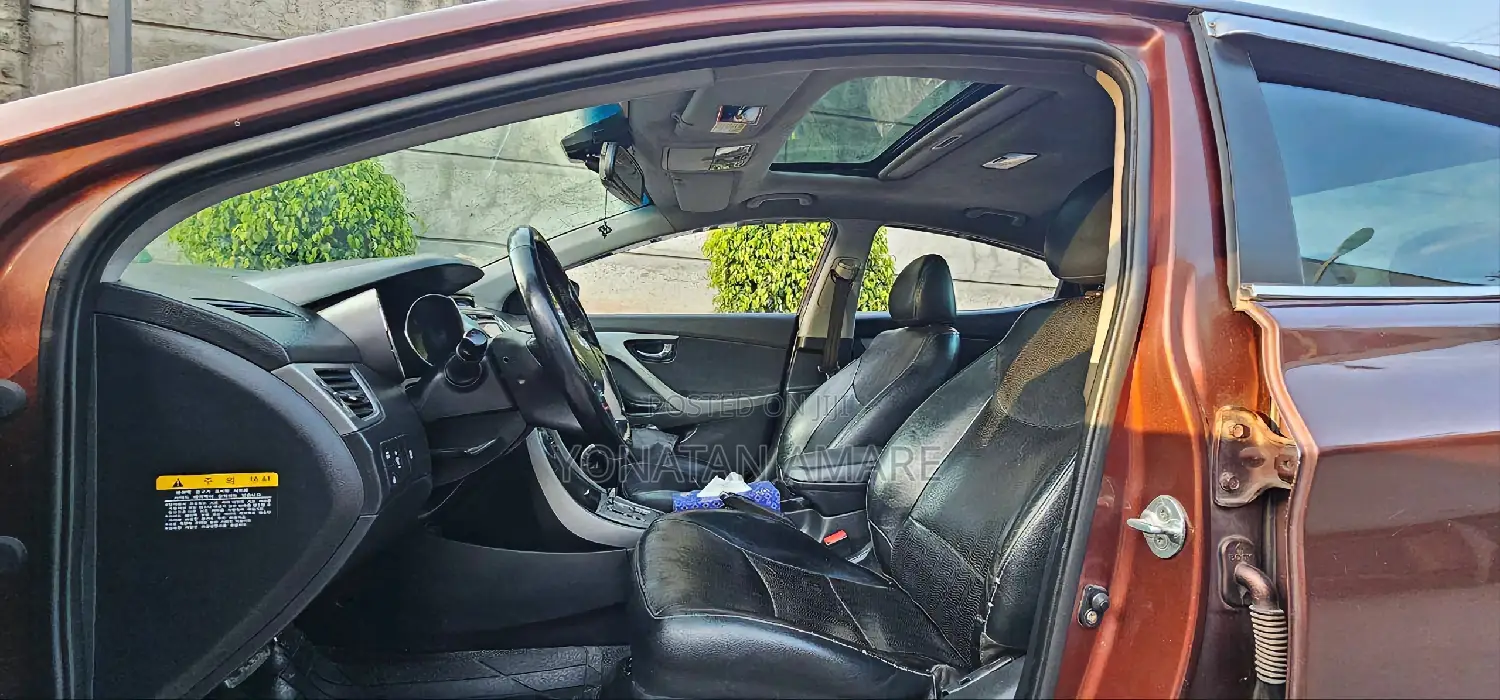 Hyundai Avante 2014 Brown