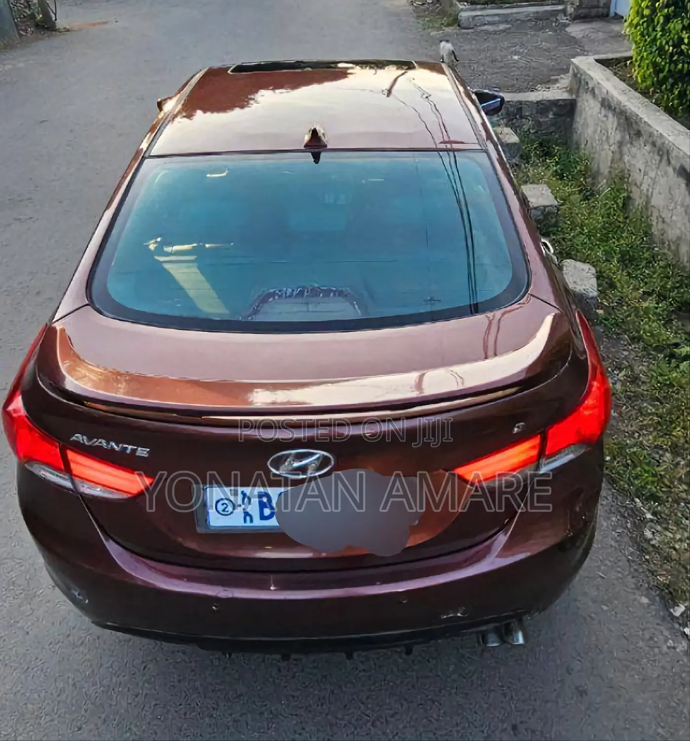 Hyundai Avante 2014 Brown