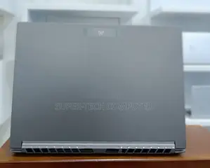 New Acer Predator Triton 500 SE 16GB Intel Core I7 SSHD (Hybrid) 2T