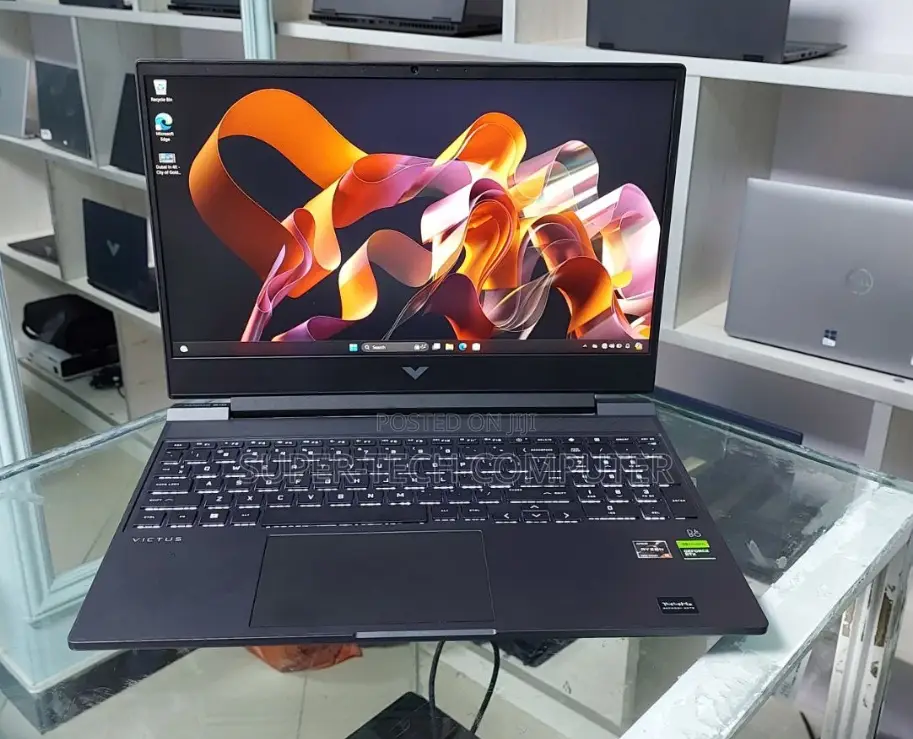 New Laptop HP Victus 15 8GB AMD Ryzen 5 SSD 512GB