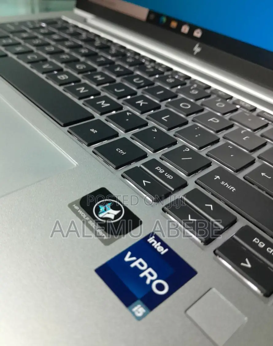 New Laptop HP EliteBook 840 G9 16GB Intel Core I5 SSD 512GB