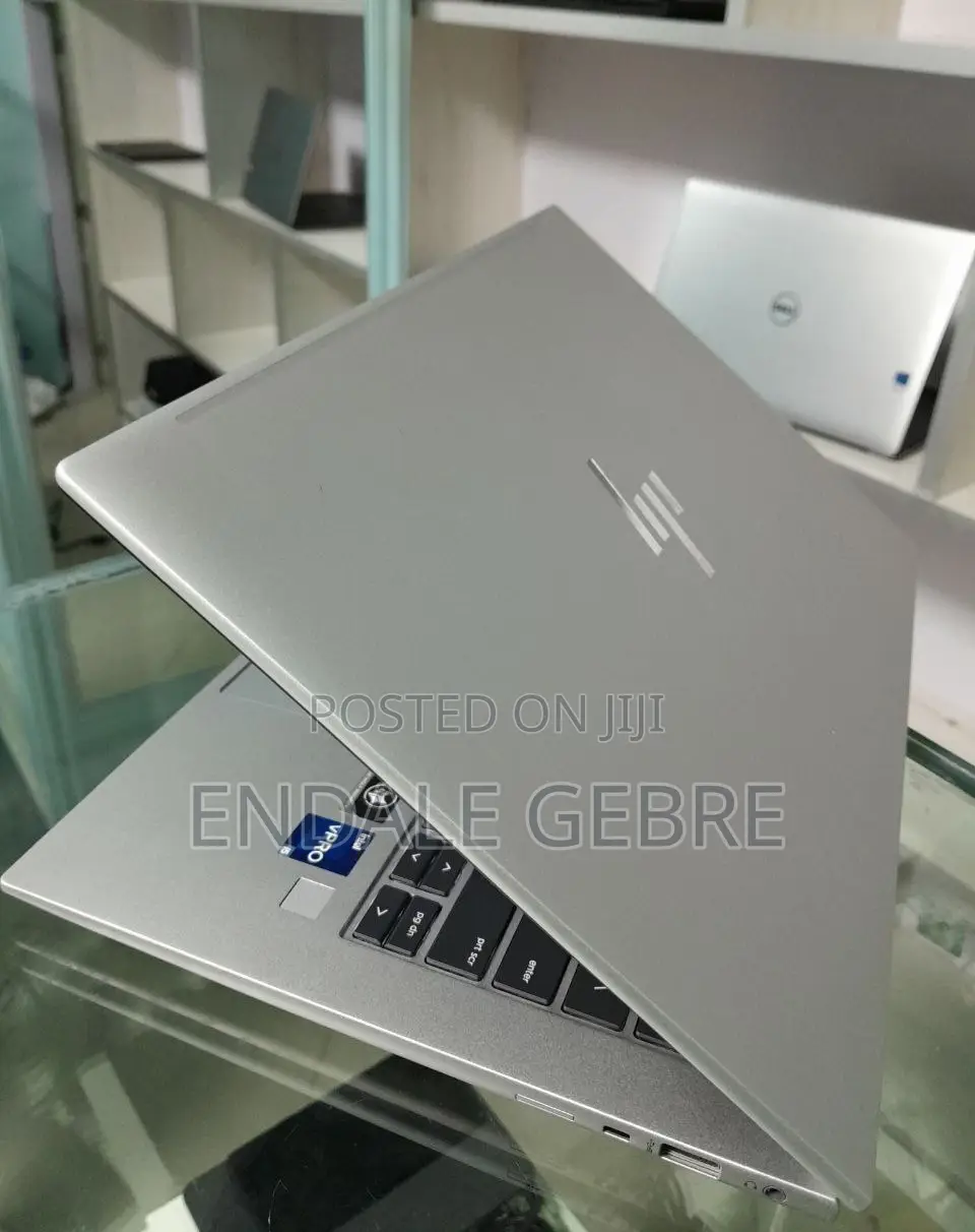 New Laptop HP EliteBook 840 G9 16GB Intel Core I5 SSD 512GB