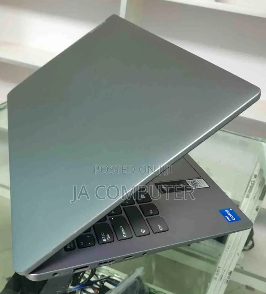 New Laptop Lenovo Ideapad 3 12GB Intel Core I5 SSD 256GB