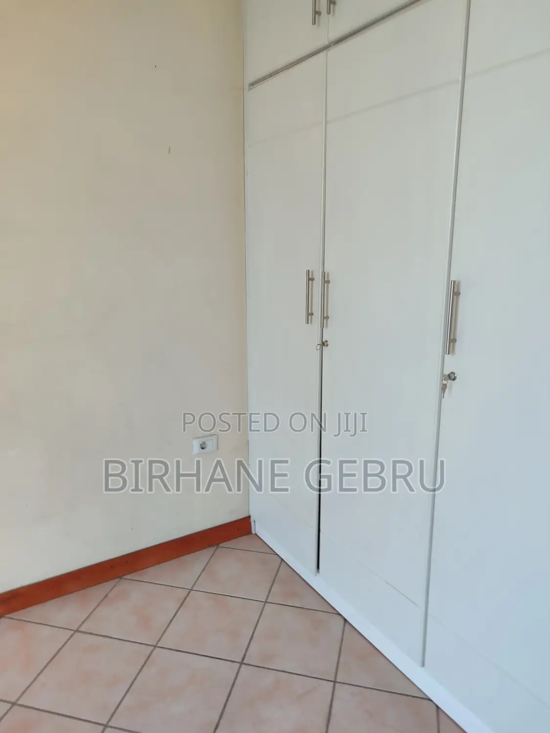 Luxury Apartiment 4 Bedroom Rent