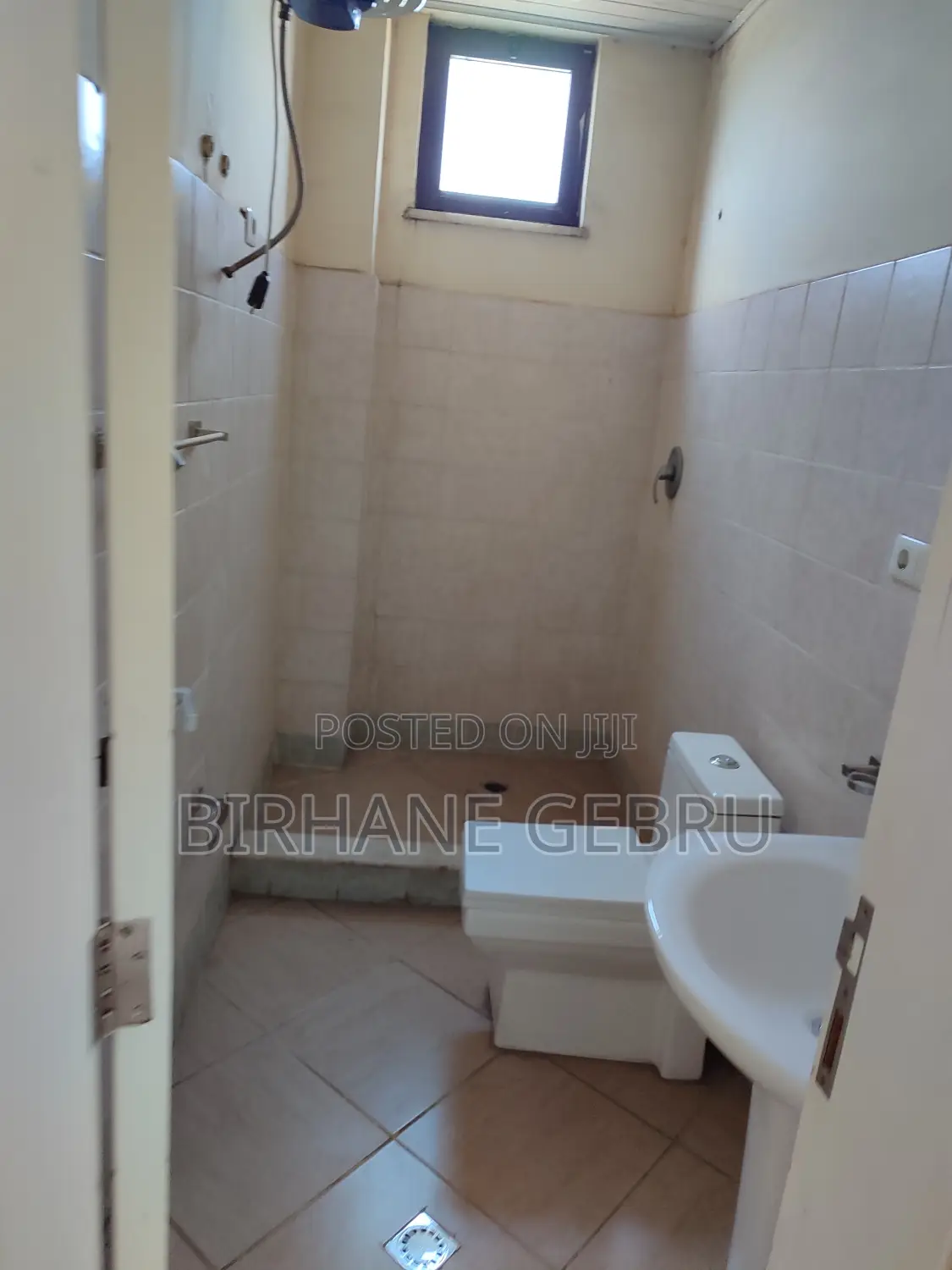 Luxury Apartiment 4 Bedroom Rent