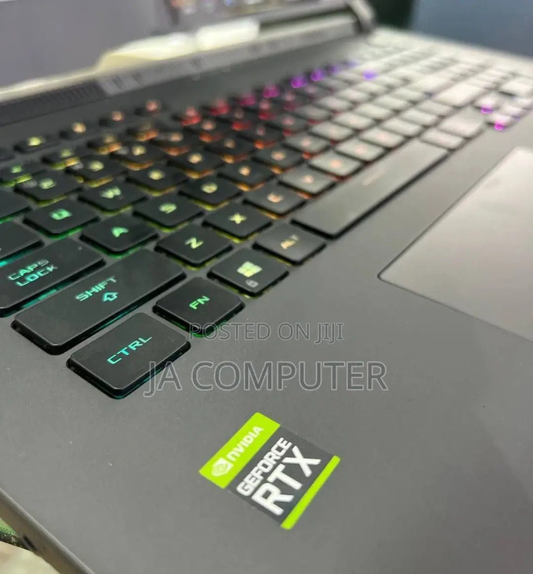 New Laptop Asus ROG Strix G15 32GB AMD Ryzen 7 SSD 1T