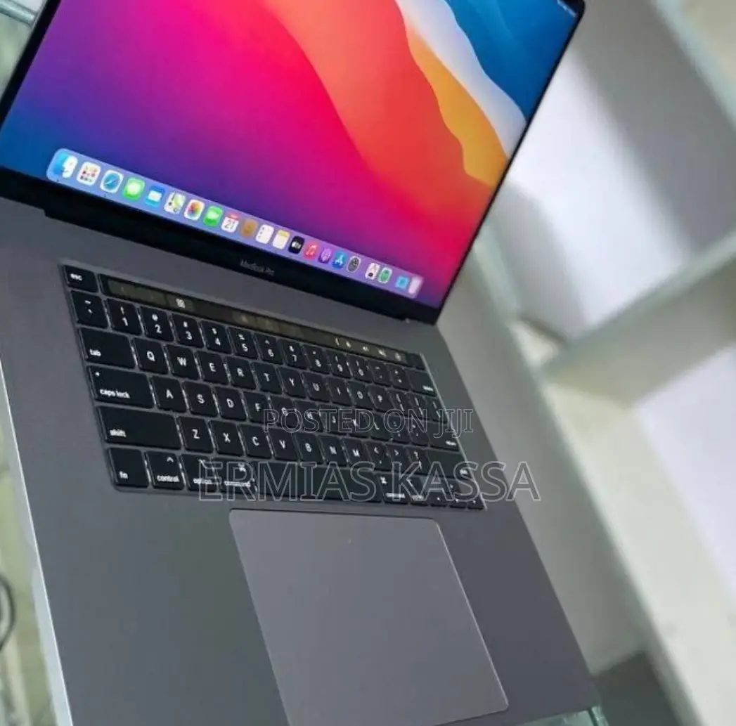 New Laptop Apple MacBook Pro 2019 32GB Intel Core I9 SSD 1T